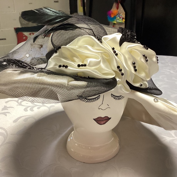 HAT & PURSE COMBO. FABULOUS. MUST SEE BY ELLIE FINE HATS - Picture 5 of 11